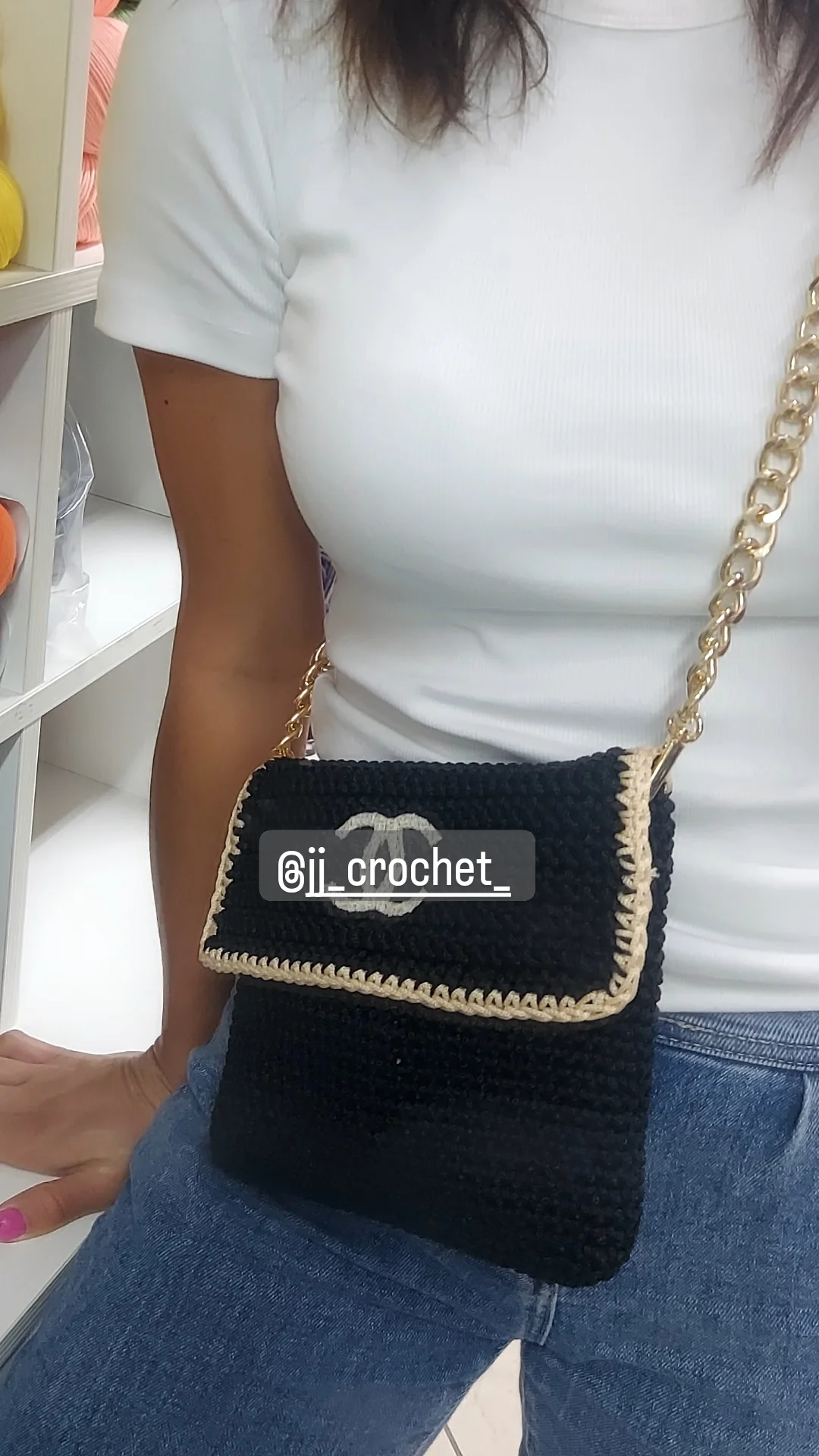 Borsa Lola