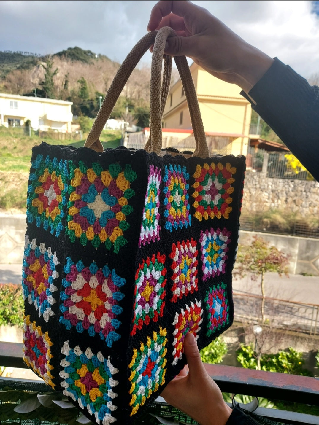 BORSA GRANNY SQUARE